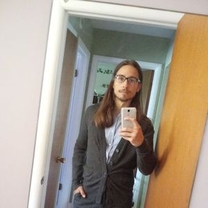 Meet your Posher, Alex